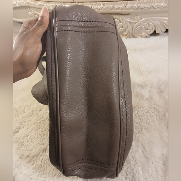 Kate Spade Taupe Leather Shoulder Bag - Picture 5 of 16